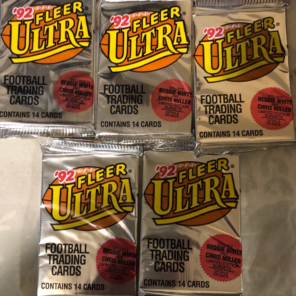 COPY - Fleer Ultra 92 football 🏈 14 cars per pack